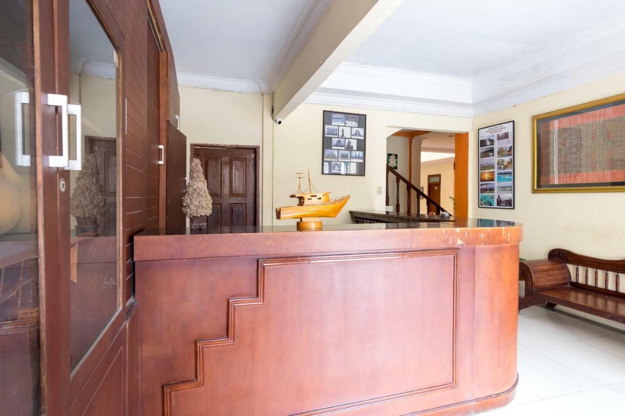 Oyo 1030 Hotel Bumi Asih Medan Zewnętrze zdjęcie