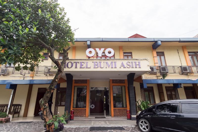 Oyo 1030 Hotel Bumi Asih Medan Zewnętrze zdjęcie